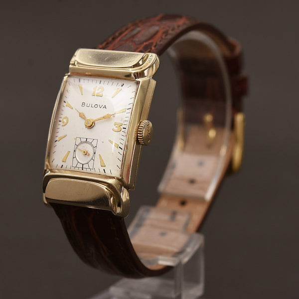 【1950s】BULOVA ヴィンテージ腕時計 1956 BULOVA USA 'Squadron' Swiss Vintage Gents Dress Watch