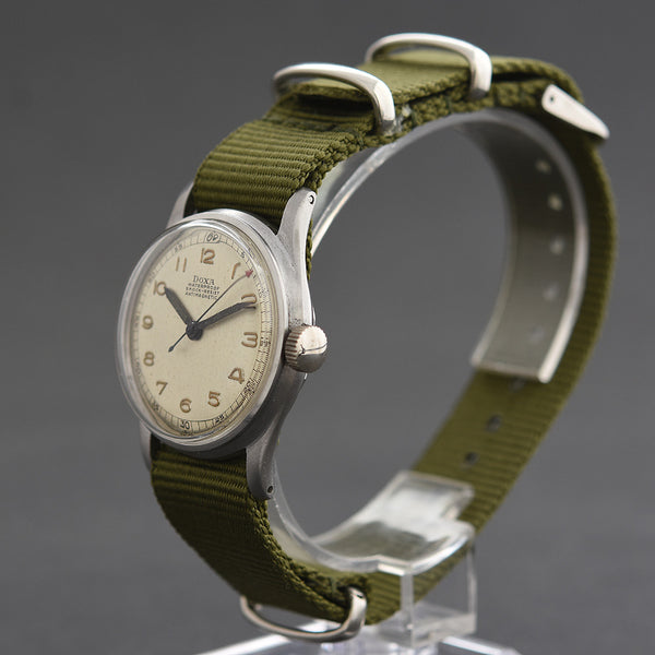 ミリタリー 時計 WW2 KM ドイツ海軍 潜水艦士官用 スイスDOXA - 腕時計 ...