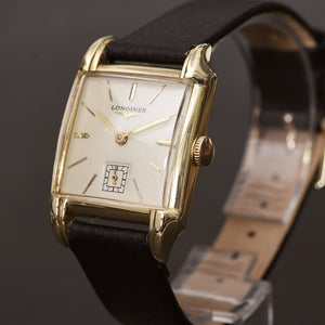 1947 LONGINES Gents Classic 14K Solid Gold Dress Vintage Watch