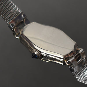 20s WARWICK Ladies Art Deco 18K Gold Sapphire/Diamonds Watch
