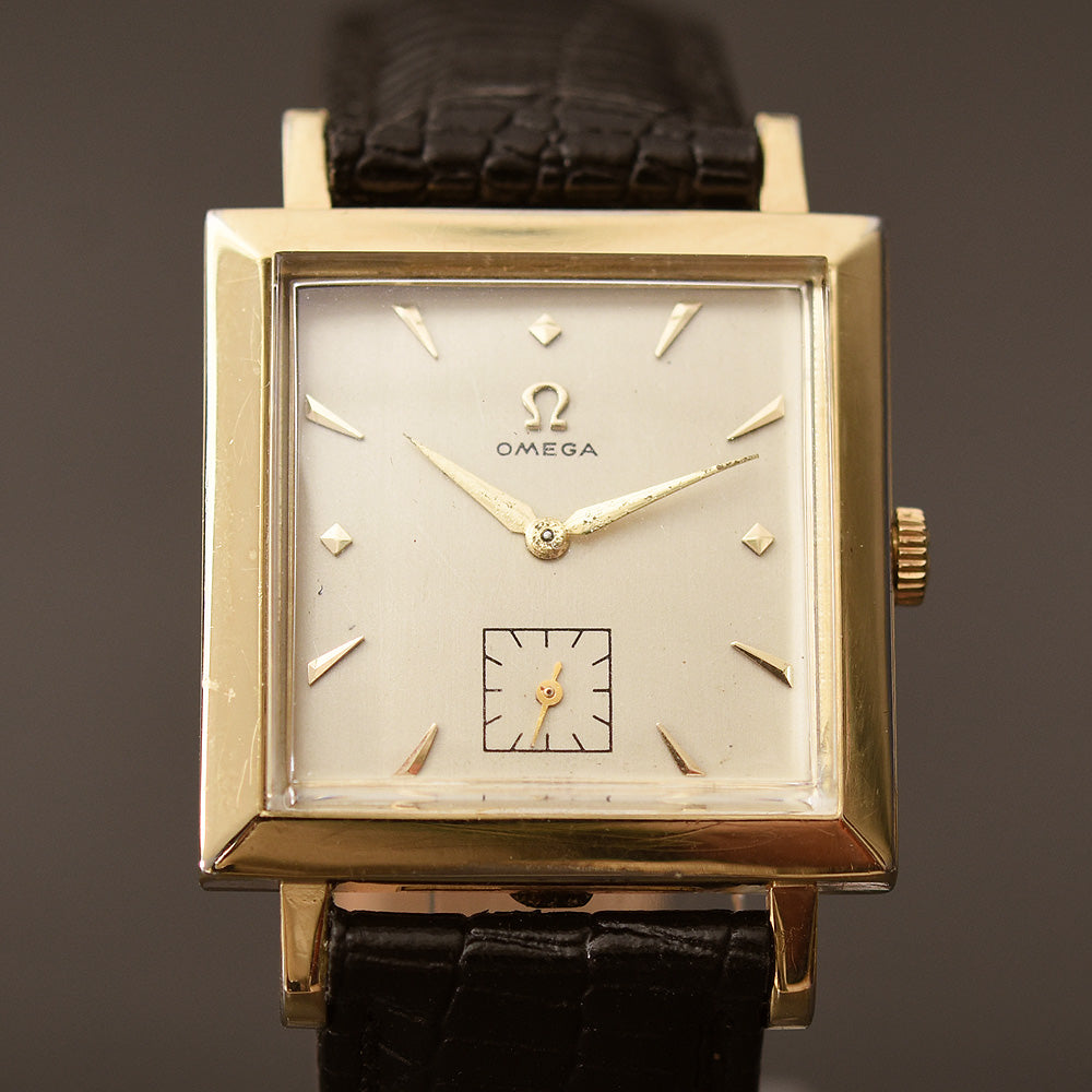 omega dress watch gold Vintage OMEGA Square Dress Watch Solid 18k Gold Manual Wind 30,g 34,55mm