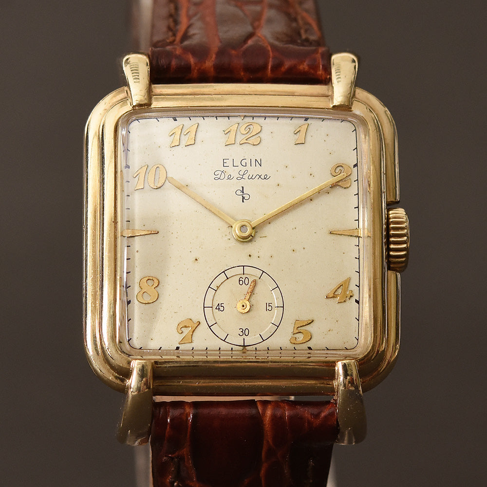 1949 ELGIN DeLuxe USA Model 5712 Gents Dress Watch