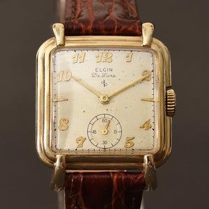 1949 ELGIN DeLuxe USA Model 5712 Gents Dress Watch