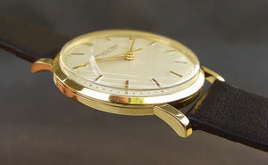 1970 IWC Schaffhausen 18K Gold Vintage Gents Watch Ref. 2400