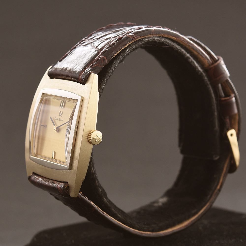 1967 OMEGA Gents 14K Gold Vintage Dress Watch D6734