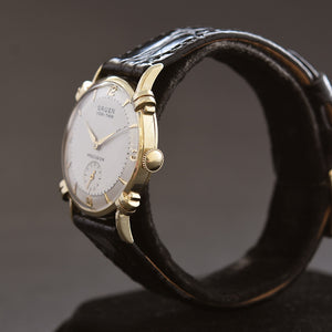 1950 GRUEN Veri-Thin 'Knotted Lugs' 14K Gold Gents Dress Watch