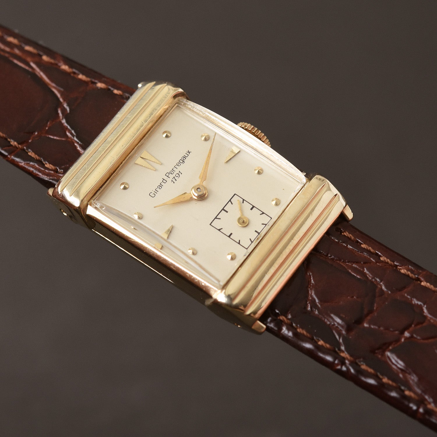 40s GIRARD PERREGAUX 14K Solid Gold Gents Dress Watch