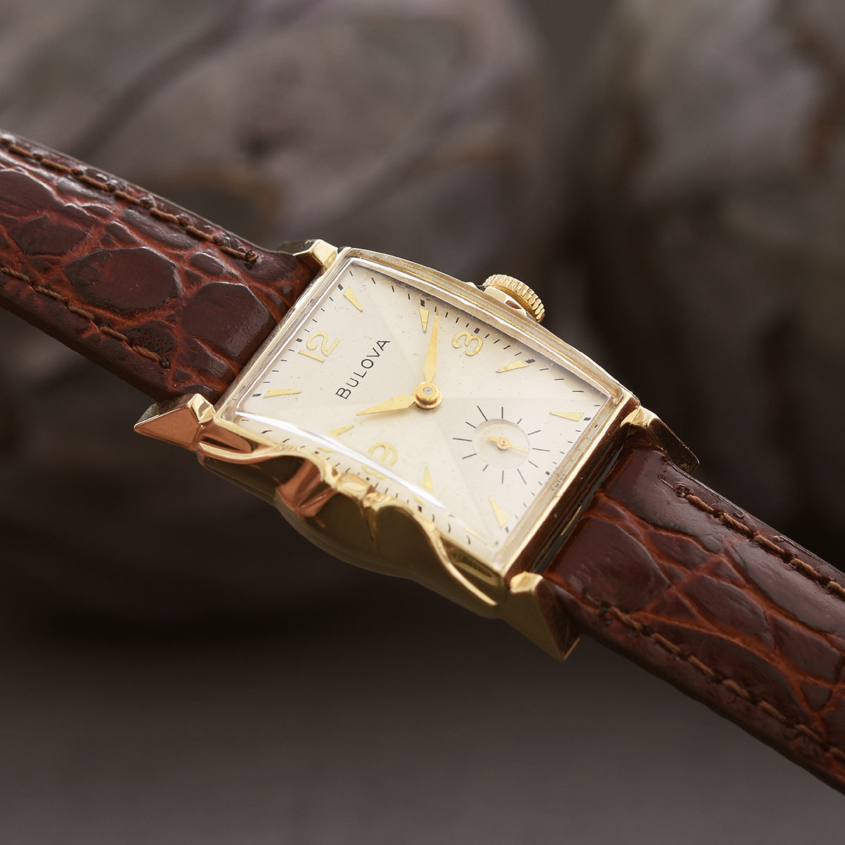 1951 BULOVA Swiss 14K Solid Gold Gents Vintage Watch