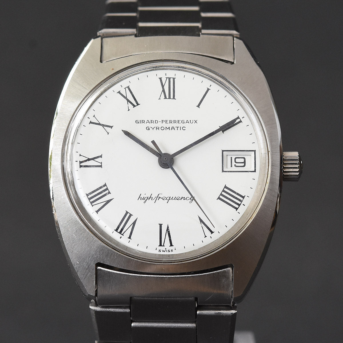 70s NOS GIRARD-PERREGAUX HF Automatic Swiss Date Gents Watch