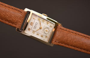 1943 GRUEN Verti-Thin 14K Solid Gold Gents Watch