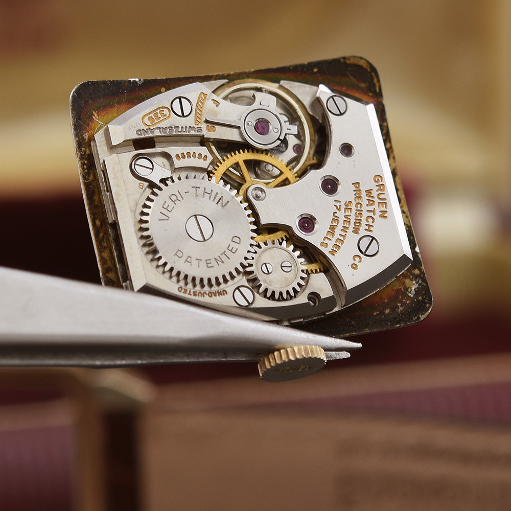 1948 GRUEN Verti-Thin 14K Solid Gold Gents Watch w/Box