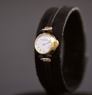 50s JAEGER LECOULTRE Ladies Swiss 18K Gold Backwind Watch