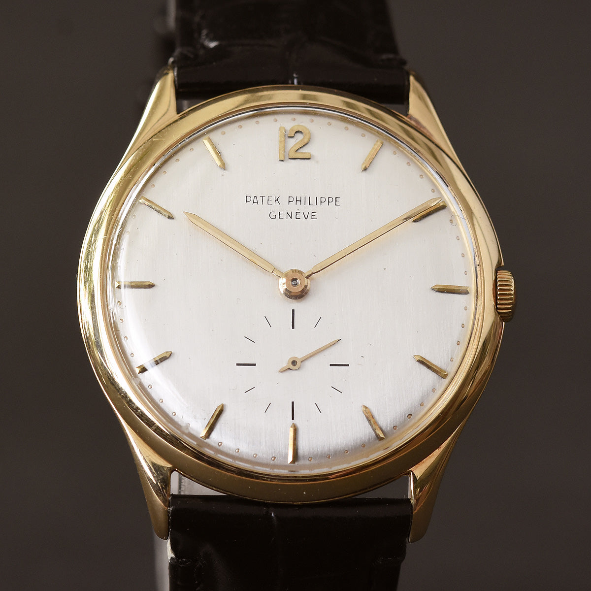 1956 PATEK PHILIPPE Ref. 2557 Vintage Gents 18K Gold Watch