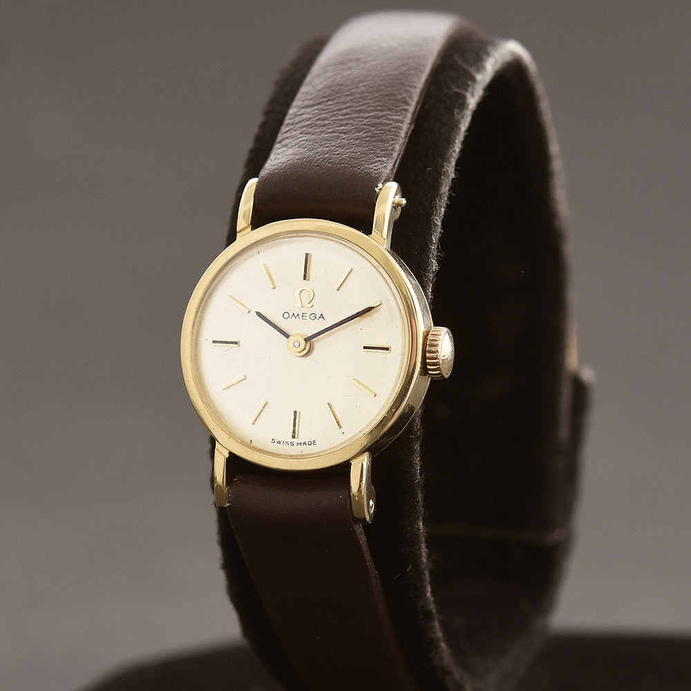 1969 OMEGA Ladies 14K Gold Cocktail Watch D-5726