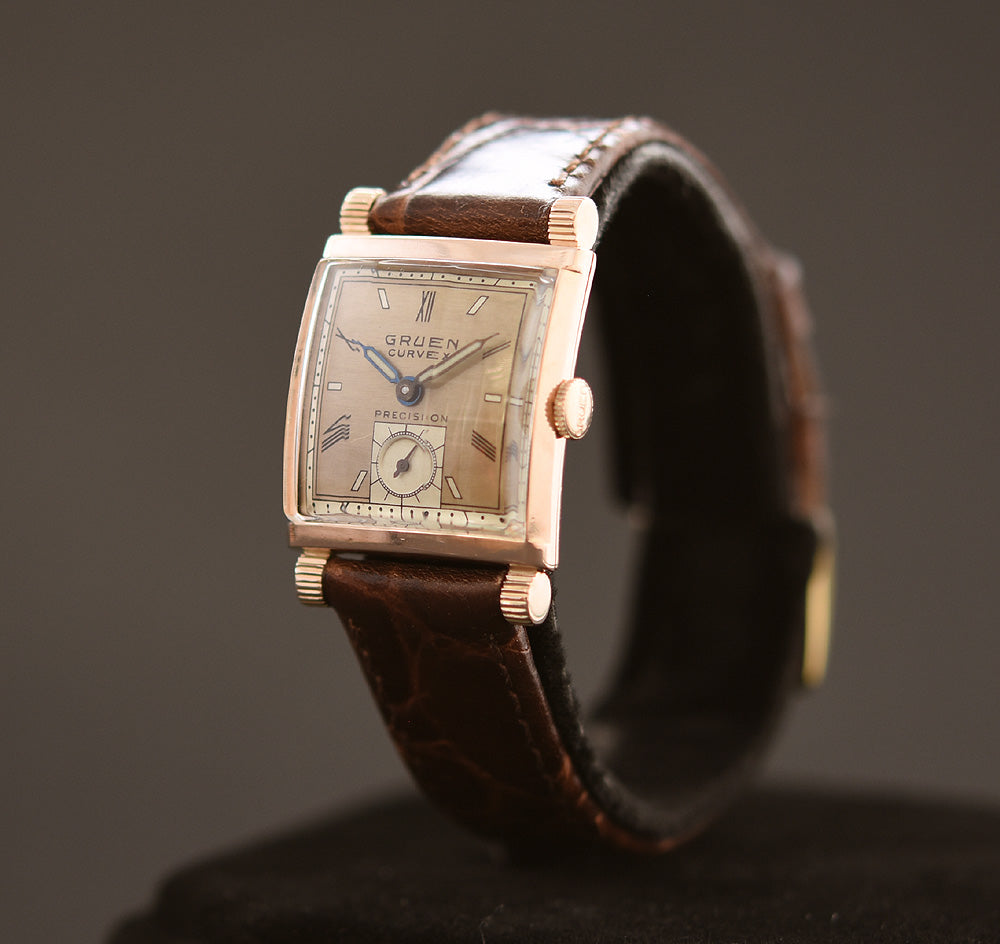 1942 GRUEN Curvex 14K Solid Gold Gents Watch